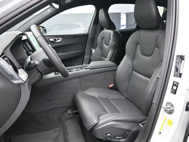 New 2026 Volvo XC60 B5 Ultra w/ Climate Package image 10