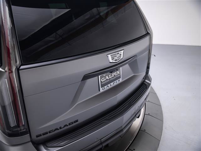 Used 2026 Cadillac Escalade V AWD/4WD image 36