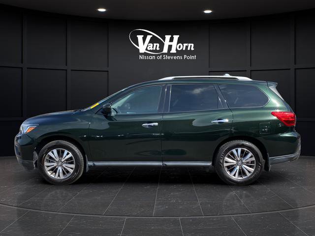 Used 2019 Nissan Pathfinder SV w/ SV Tech Package AWD/4WD image 4