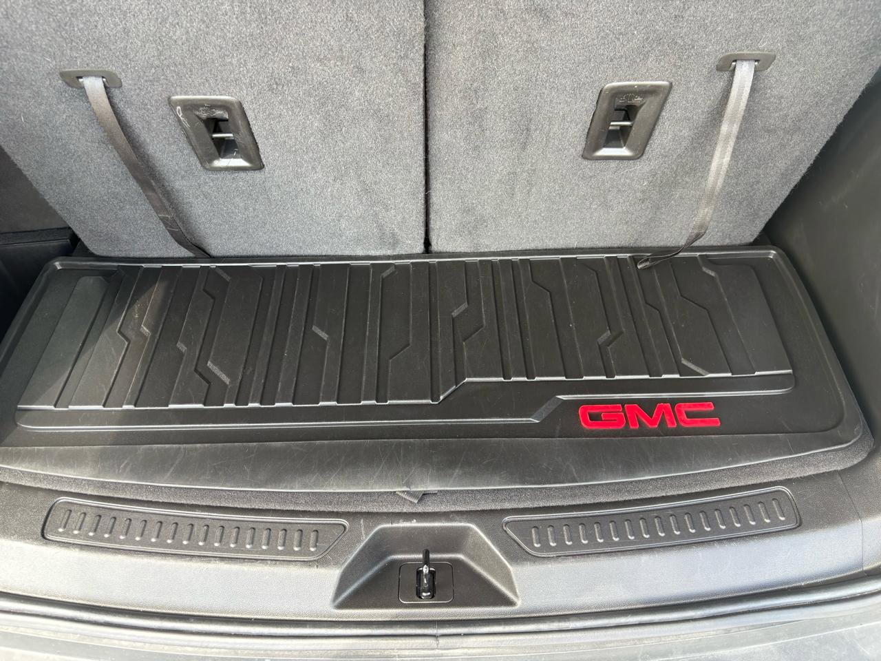Used 2023 GMC Acadia SLT w/ Technology Package image 55