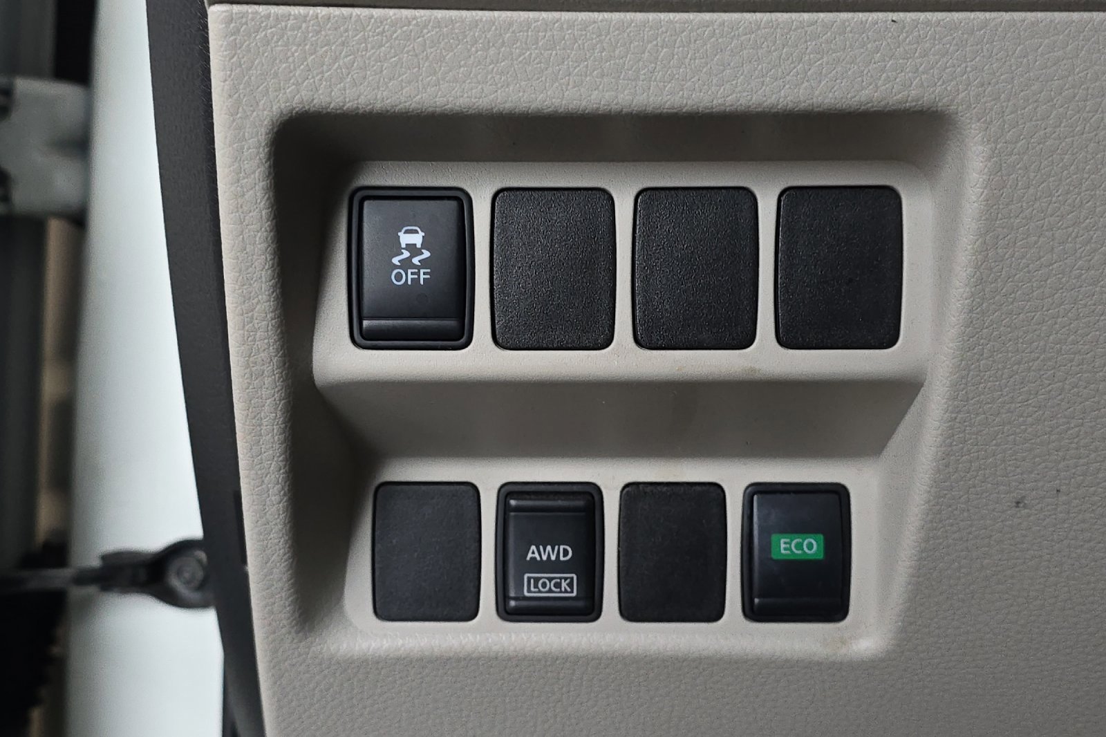 Used 2017 Nissan Rogue Sport SV image 36