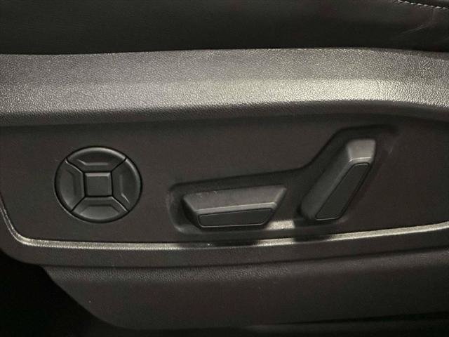 Used 2025 Audi Q5 Premium w/ Convenience Package AWD/4WD image 12