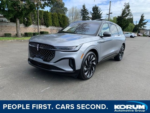 Certified 2024 Lincoln Nautilus Reserve w/ Equipment Group 202A AWD/4WD image 1