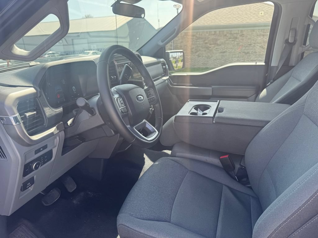 Used 2025 Ford F150 XLT w/ Equipment Group 301A Standard AWD/4WD image 15