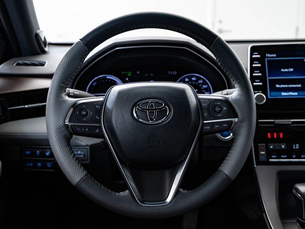 Used 2021 Toyota Avalon Limited w/ Advanced Safety Package FWD image 40
