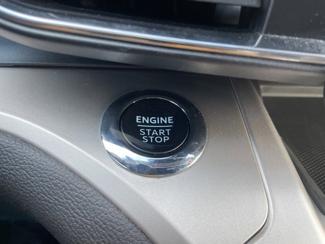 Used 2023 Ford Explorer XLT w/ Equipment Group 202A image 40