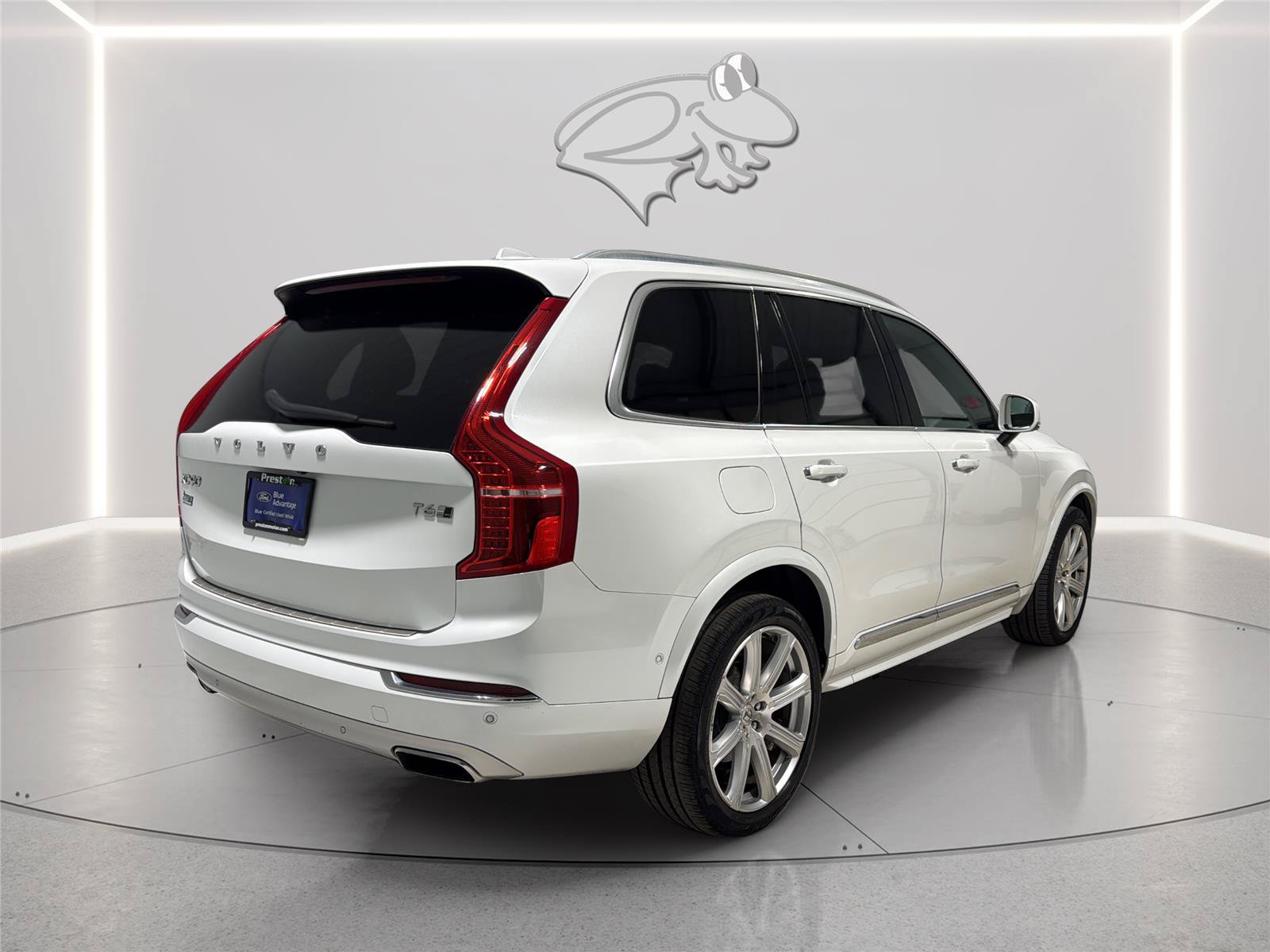 Used 2017 Volvo XC90 T6 Inscription w/ Vision Package AWD/4WD image 6
