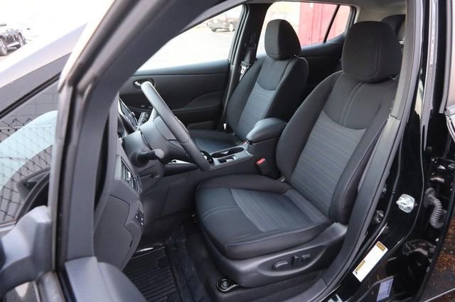 Certified 2024 Nissan Leaf SV Plus image 8