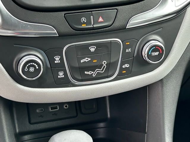 Used 2022 Chevrolet Equinox LT image 25