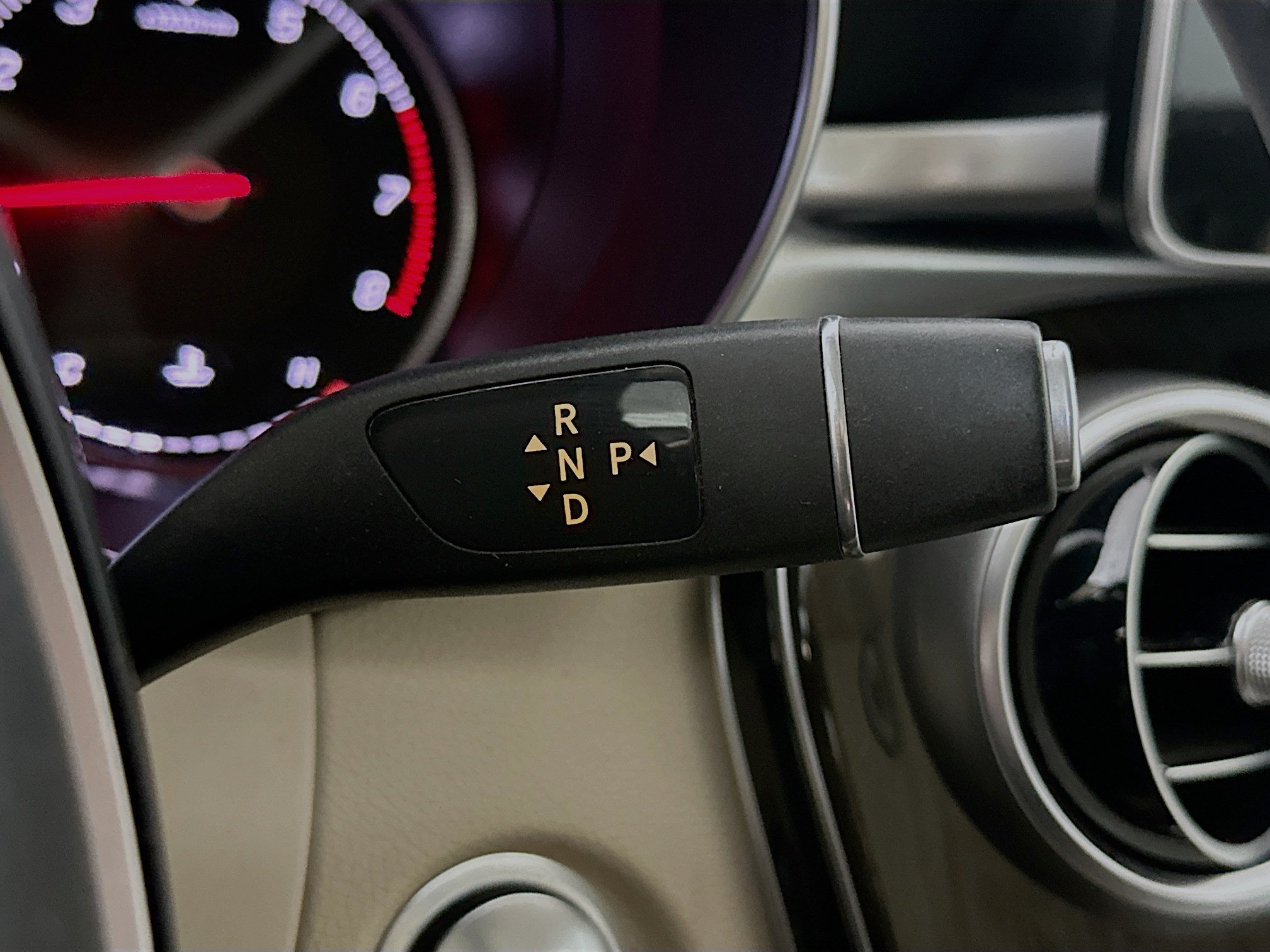 Certified 2018 Mercedes-Benz GLC 300 4MATIC image 16