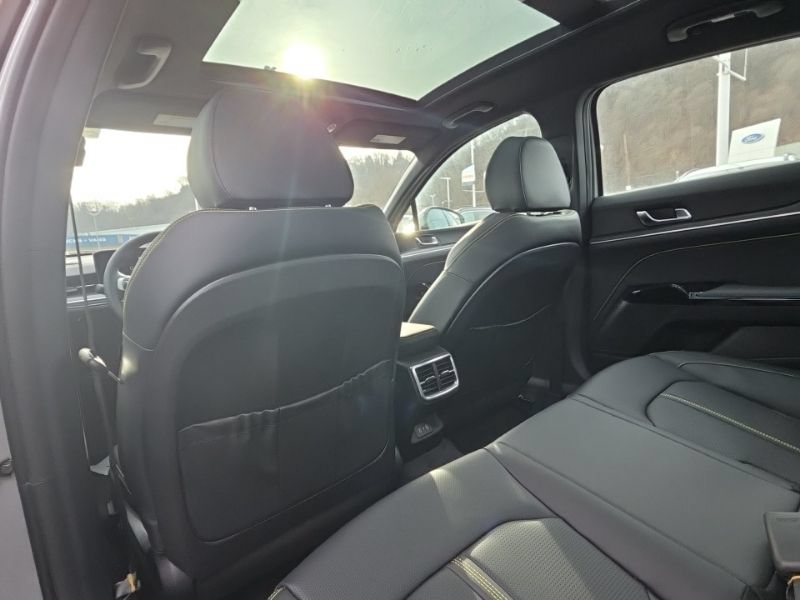 New 2026 Kia K5 GT w/ GT1 Package FWD image 22