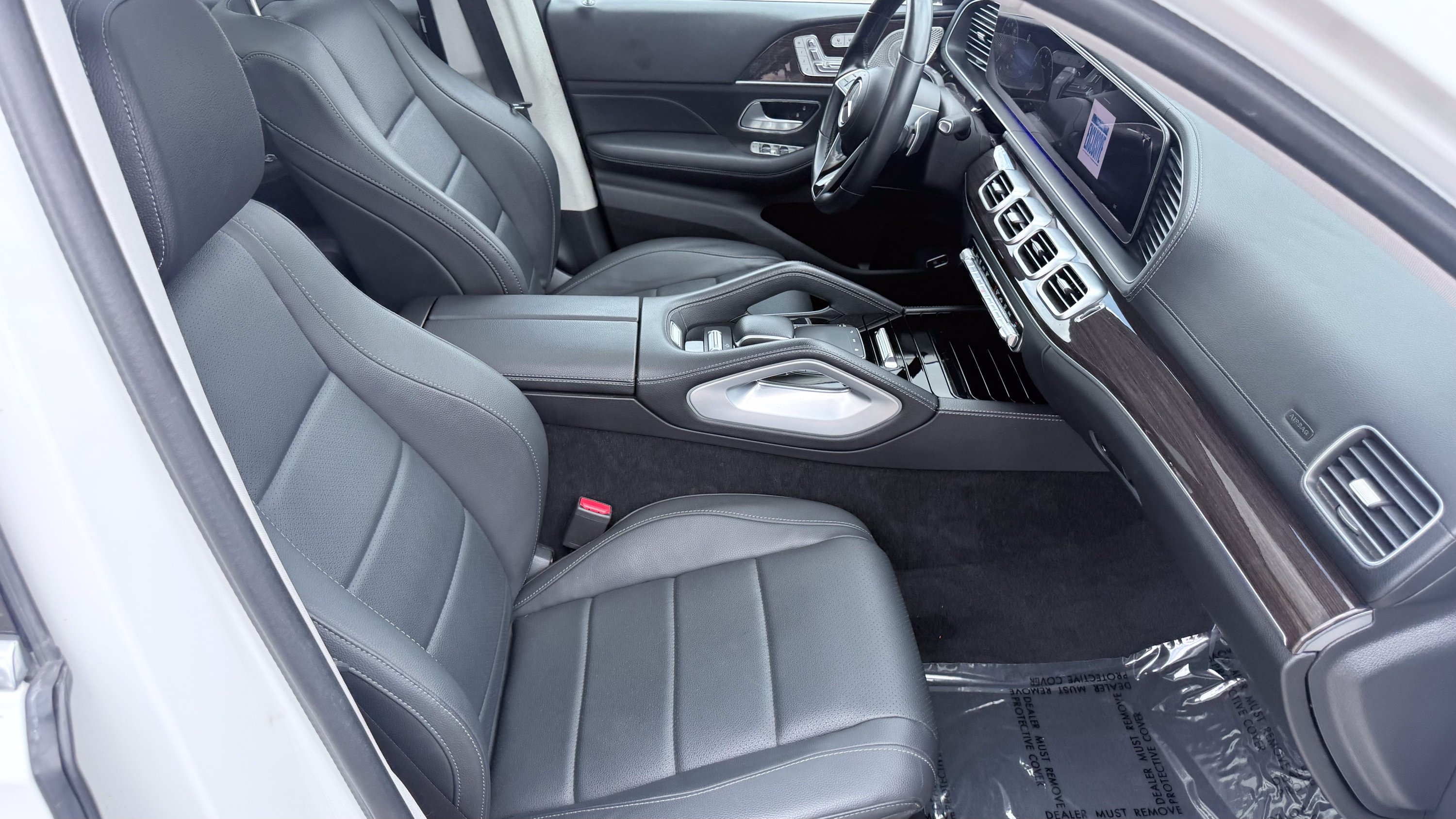 Used 2024 Mercedes-Benz GLS 450 4MATIC image 60