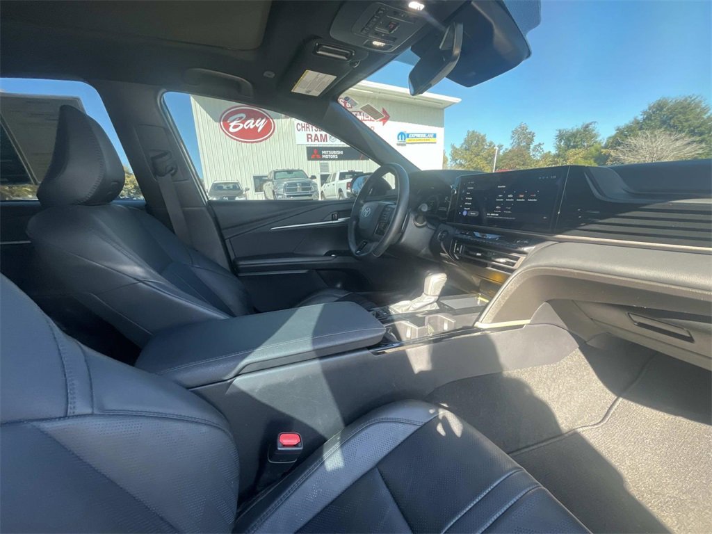Used 2025 Toyota Camry XSE image 20
