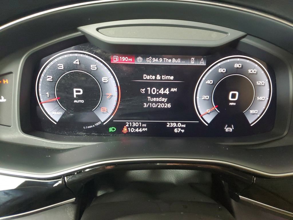 Used 2025 Audi Q8 Premium Plus AWD/4WD image 27
