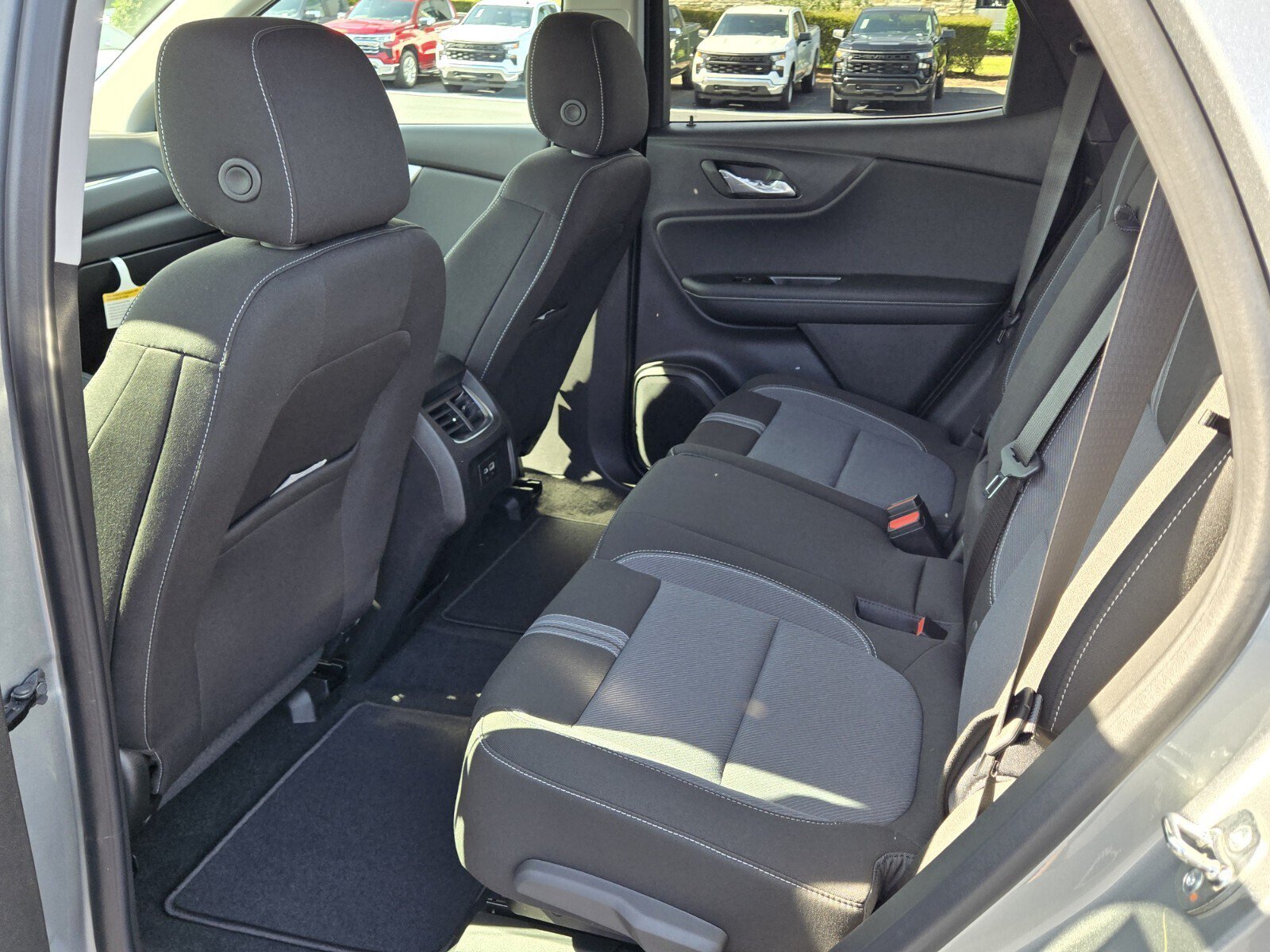 New 2026 Chevrolet Blazer LT w/ Midnight/Sport Edition FWD image 7