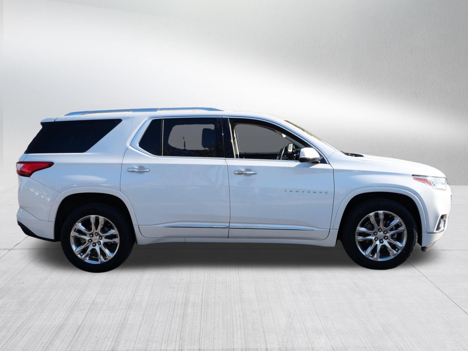 Used 2018 Chevrolet Traverse High Country AWD/4WD image 8