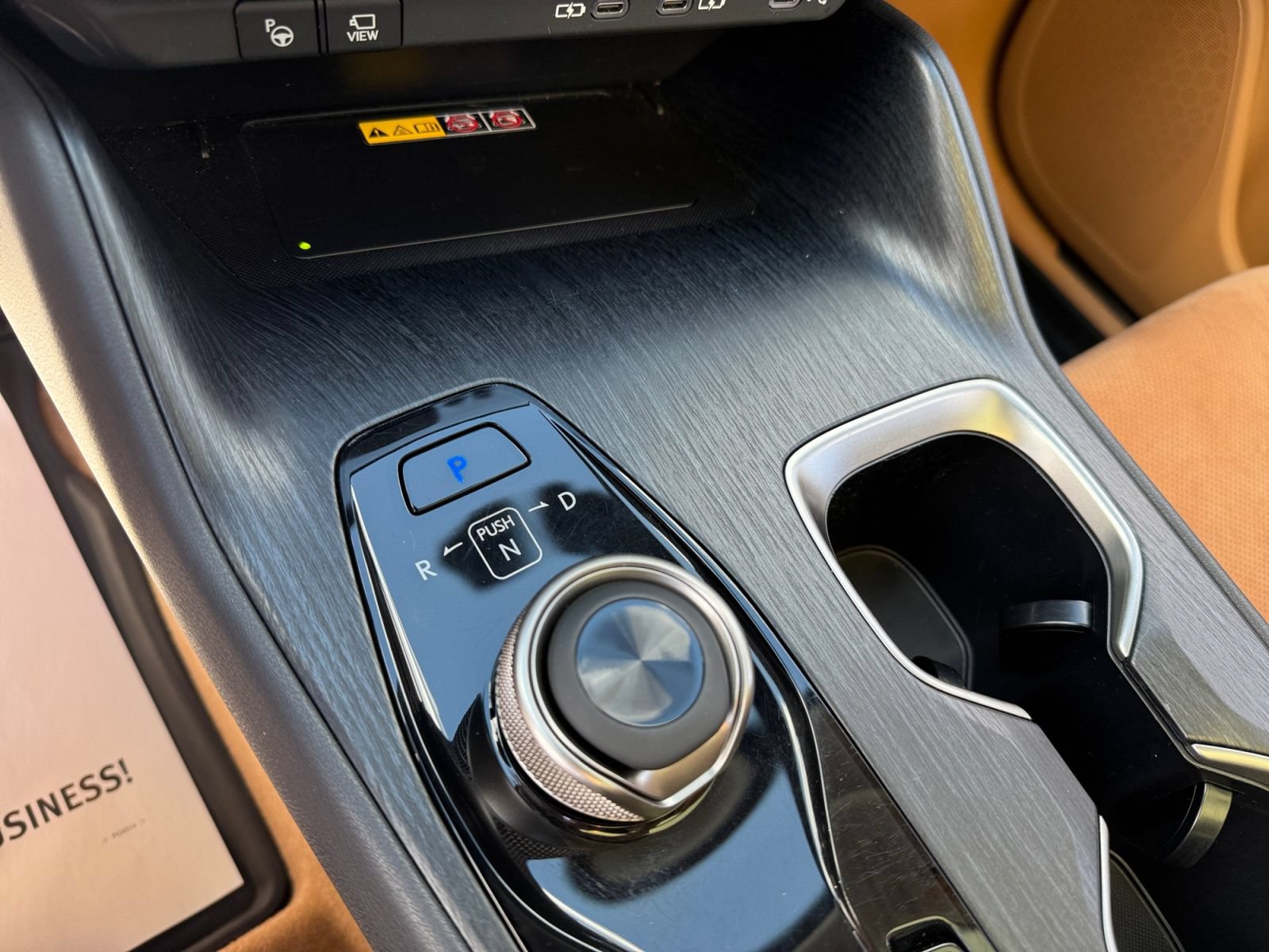 Used 2024 Lexus RZ 300e Premium w/ Accessory Package (2T) FWD image 8