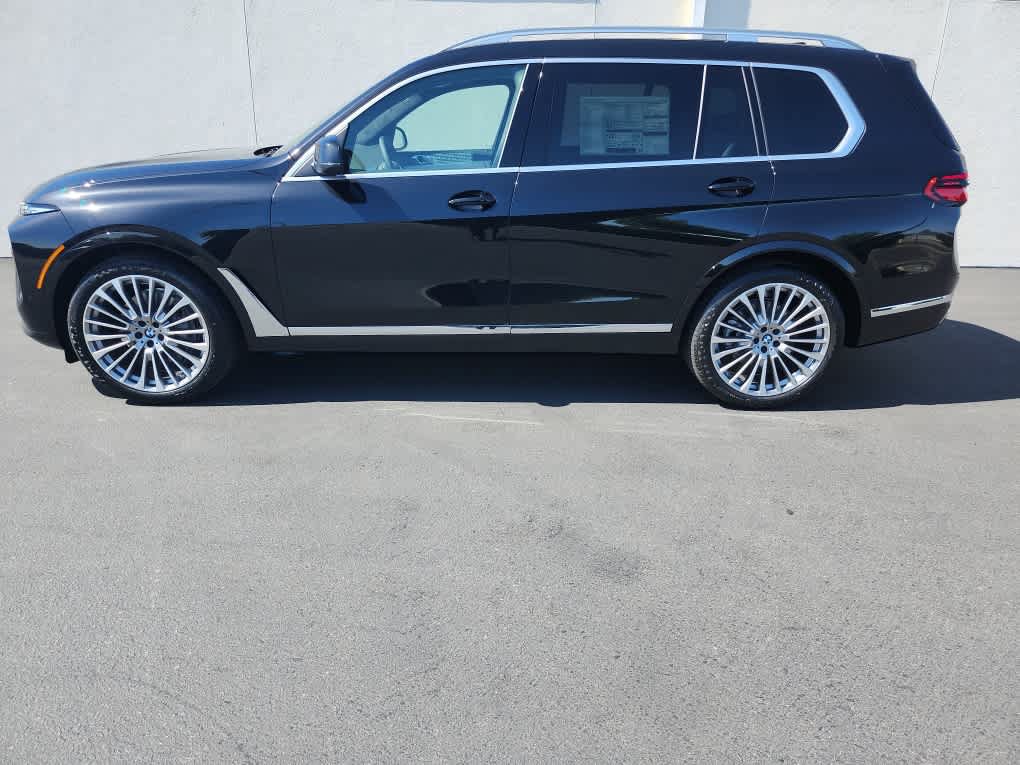 New 2027 BMW X7 xDrive40i w/ Executive Package AWD/4WD image 4