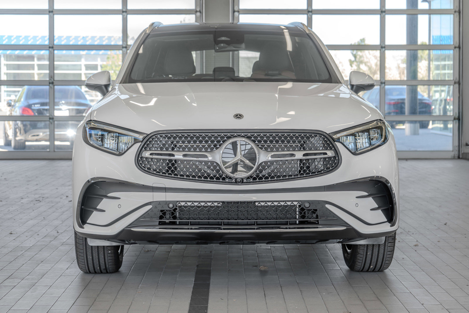 New 2025 Mercedes-Benz GLC 300 4MATIC image 11