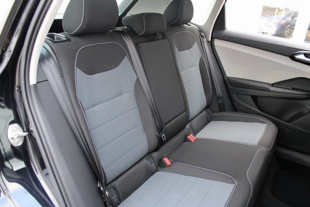 Certified 2025 Volkswagen Taos S image 23