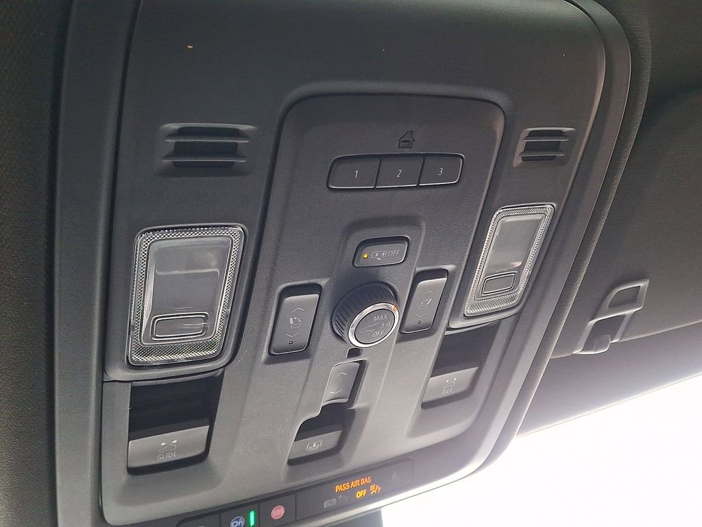 Used 2023 GMC Yukon Denali image 26