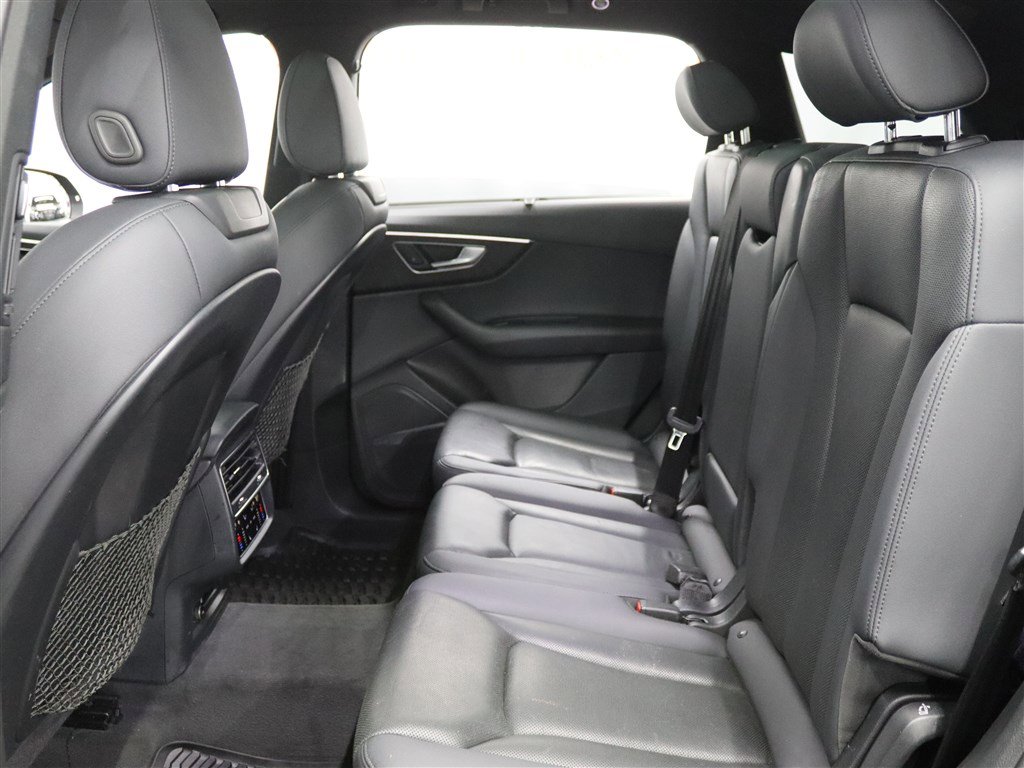 Used 2020 Audi Q7 3.0T Prestige w/ Prestige Package image 13