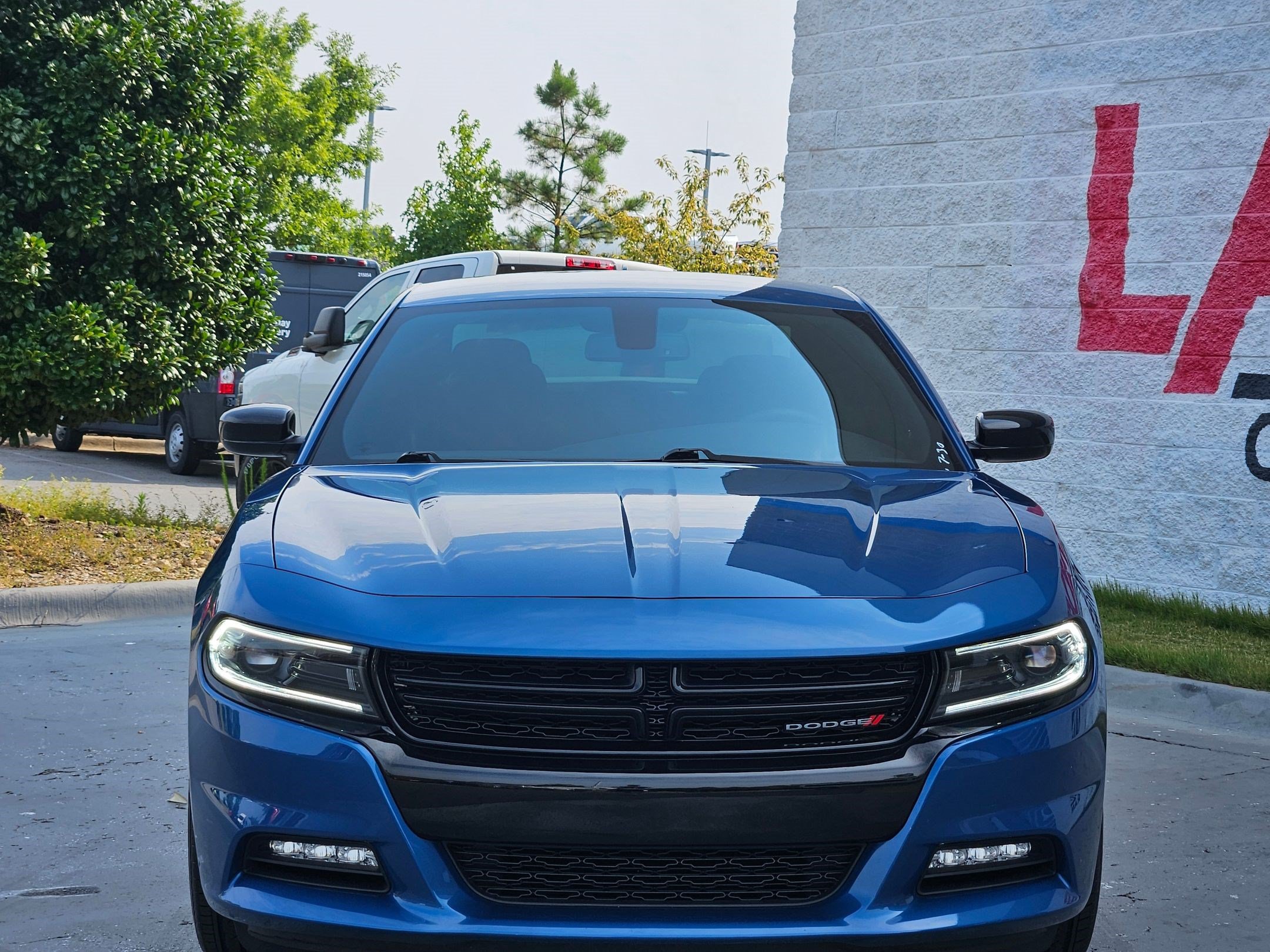 Used 2023 Dodge Charger SXT w/ Blacktop Package AWD/4WD image 2