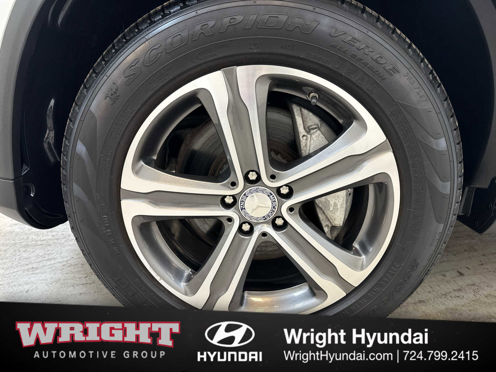 Used 2017 Mercedes-Benz GLC 300 4MATIC image 8