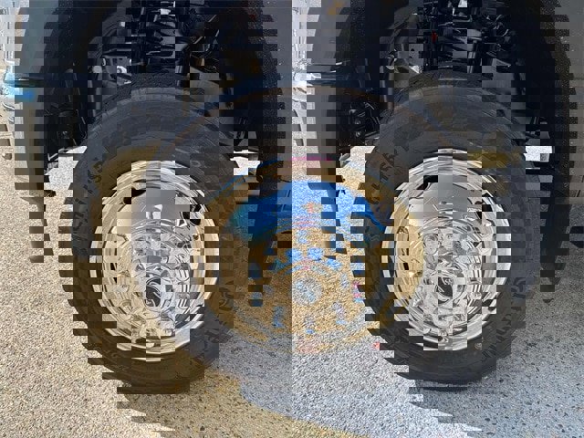 New 2025 Ford F550 4x4 SuperCab Super Duty image 4