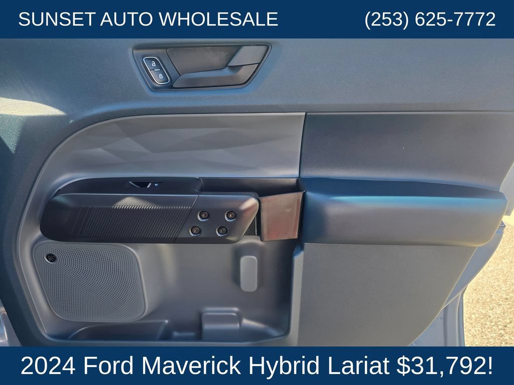Used 2024 Ford Maverick Lariat w/ Black Appearance Package FWD image 24