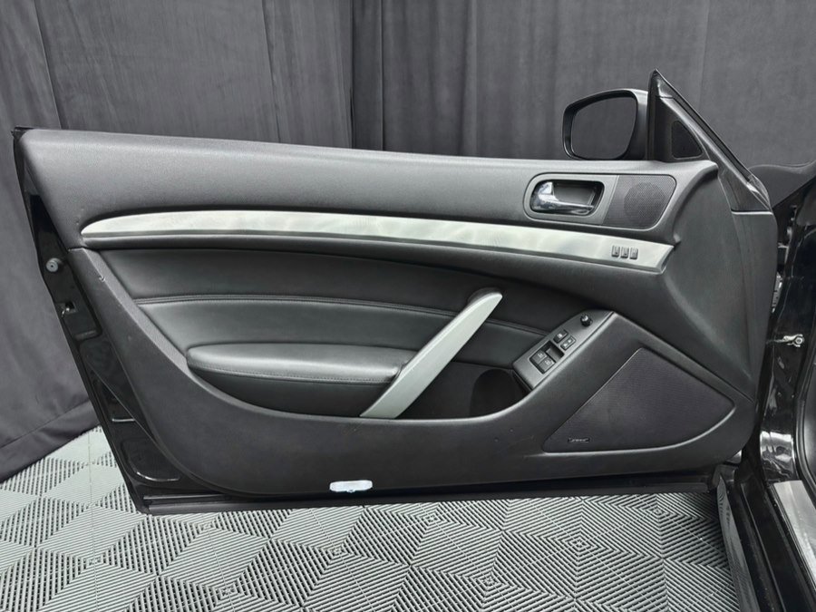 Used 2013 INFINITI G37 x w/ Sport Appearance Package w/ Premium Pkg AWD/4WD image 22