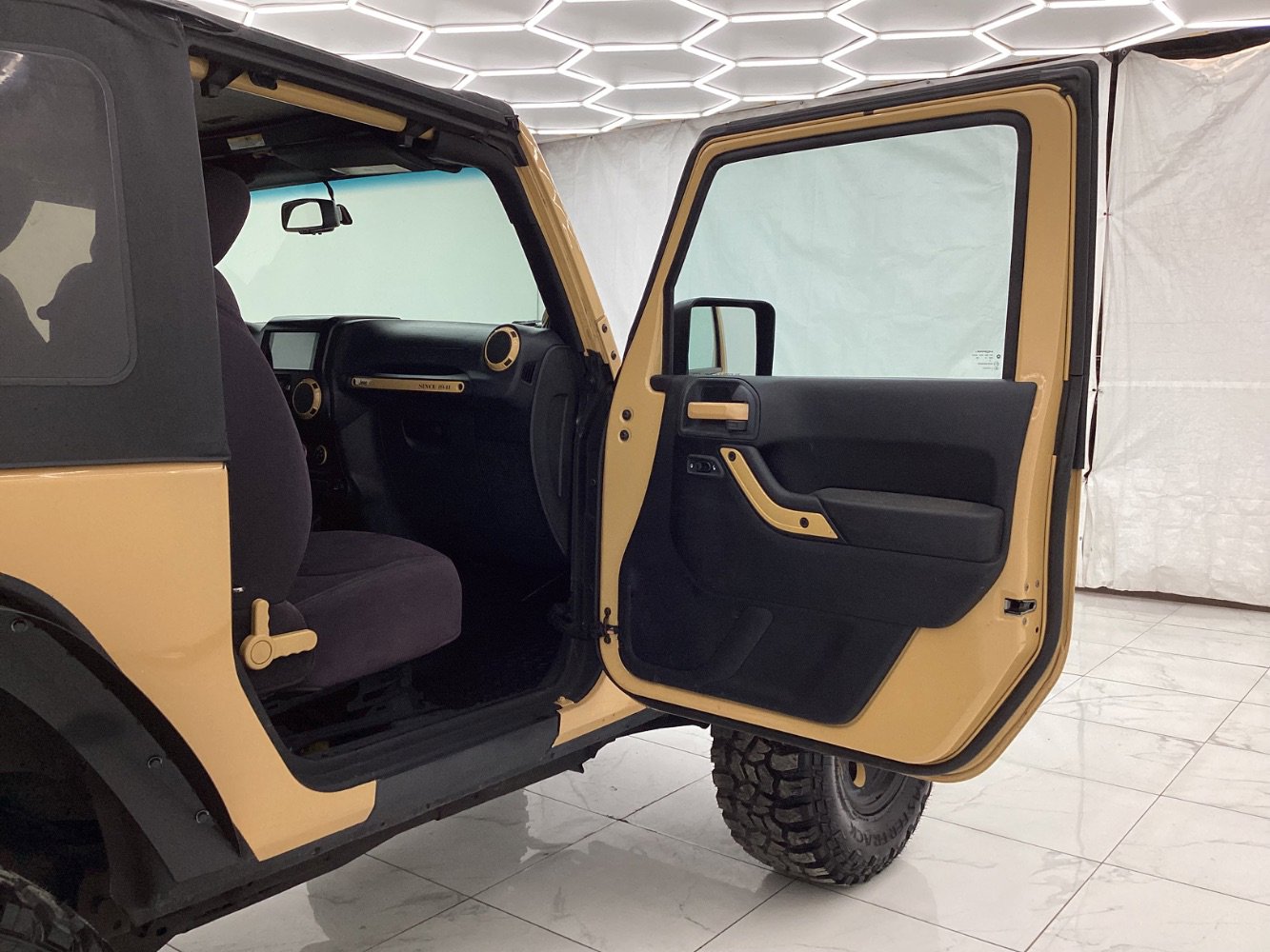 Used 2013 Jeep Wrangler Sport image 17