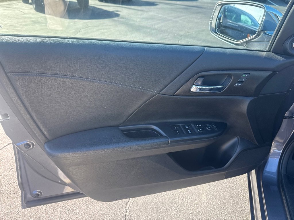 Used 2013 Honda Accord EX-L image 12