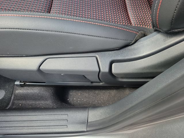 Certified 2026 Nissan Kicks SR AWD/4WD image 22