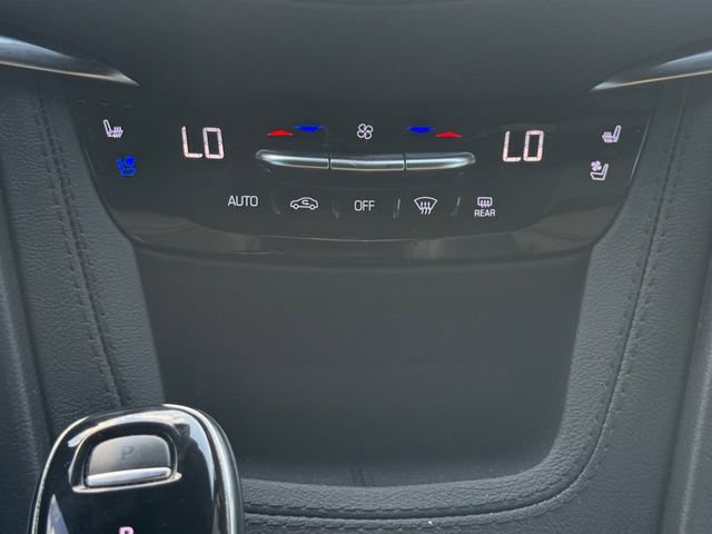Used 2024 Cadillac XT5 Premium Luxury w/ Technology Package FWD image 4