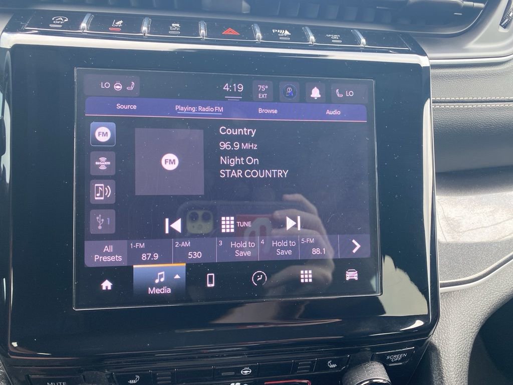 Used 2023 Jeep Grand Cherokee Altitude AWD/4WD image 24