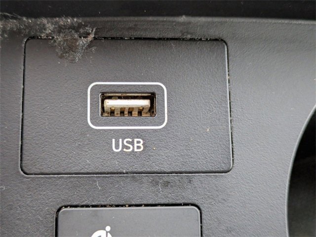 Used 2023 Hyundai Santa Fe SEL w/ Premium Package image 23