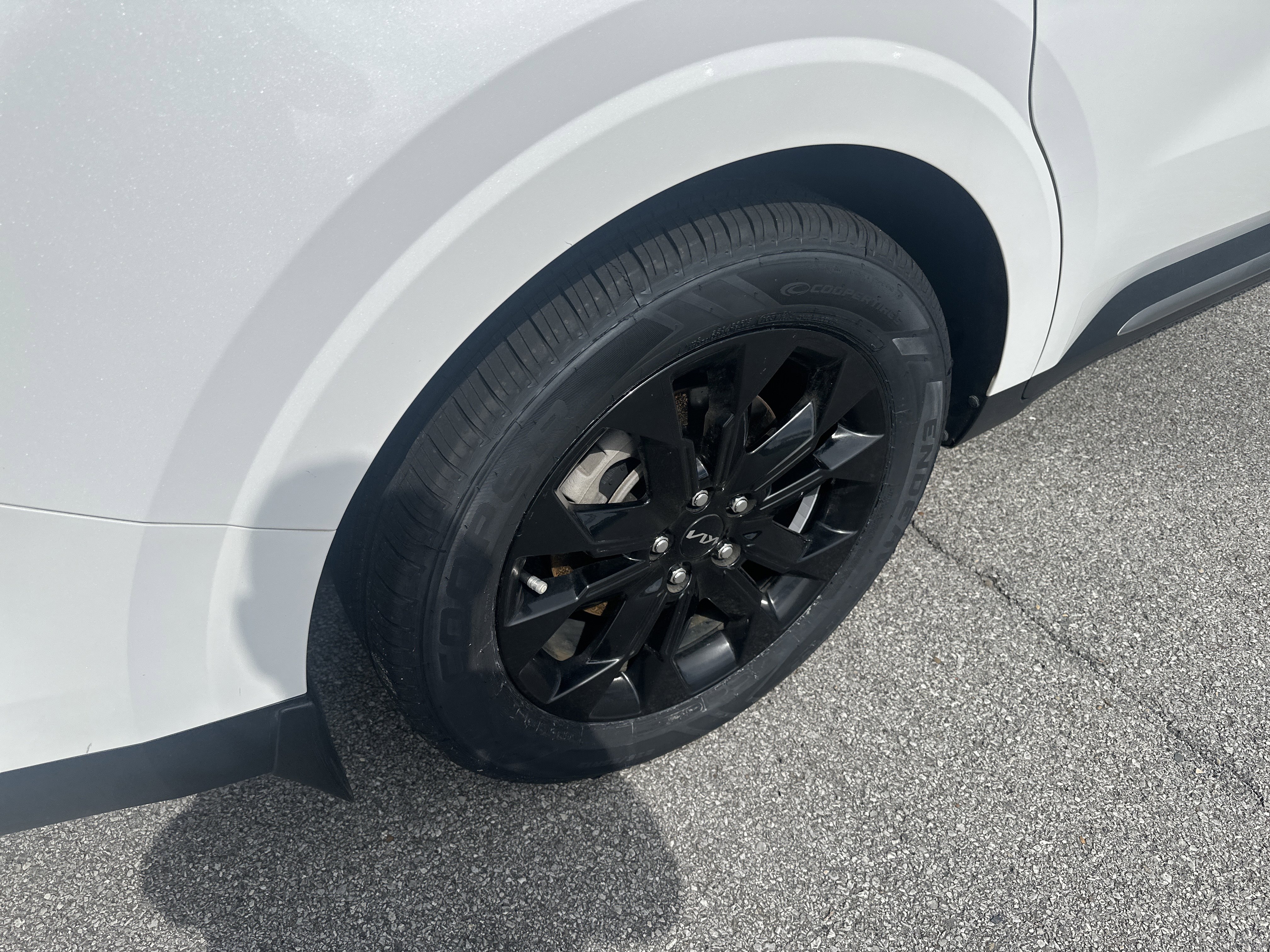 Used 2024 Kia Carnival SX image 24