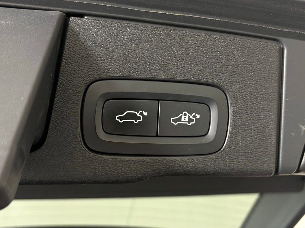 Used 2021 Volvo XC60 T5 Inscription w/ Climate Package AWD/4WD image 36