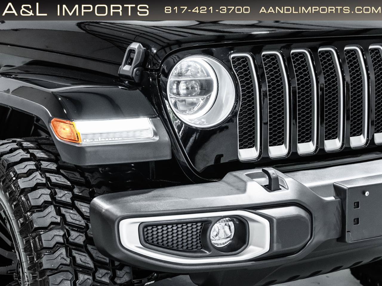Used 2023 Jeep Wrangler Unlimited Sahara w/ LED Lighting Group AWD/4WD image 32