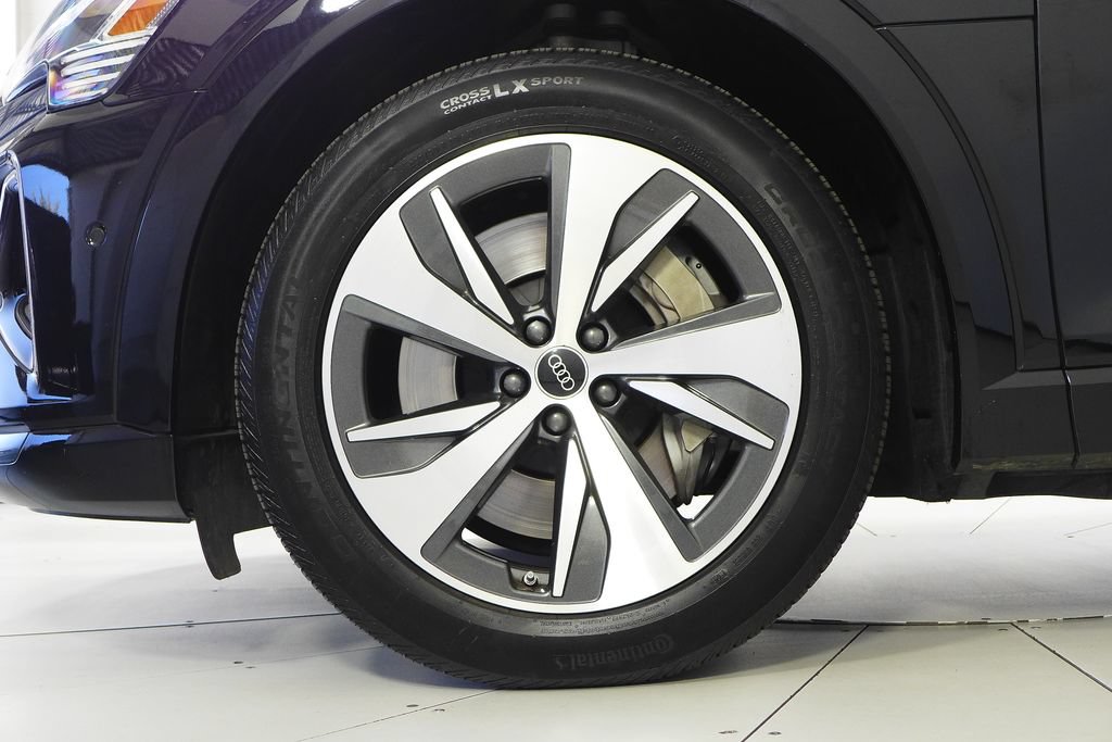 Used 2024 Audi Q8 e-tron Premium Plus w/ Premium Plus Package AWD/4WD image 5