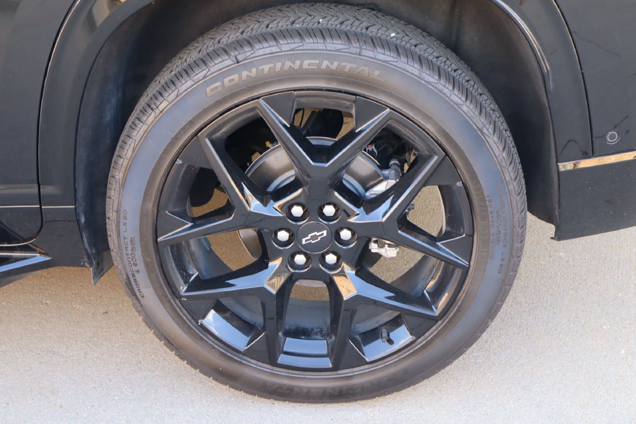 Used 2026 Chevrolet Traverse RS w/ LPO, Floor Liner Package FWD image 32