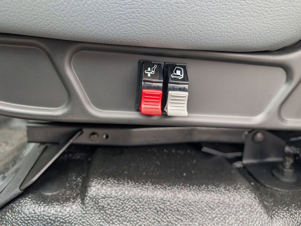 New 2025 Ford F750 2WD Regular Cab Super Duty image 29