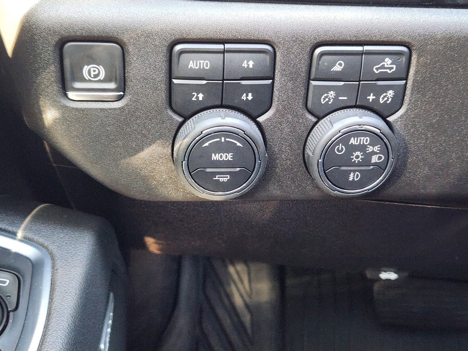 Used 2025 Chevrolet Silverado 1500 LTZ w/ LTZ Premium Texas Edition image 19