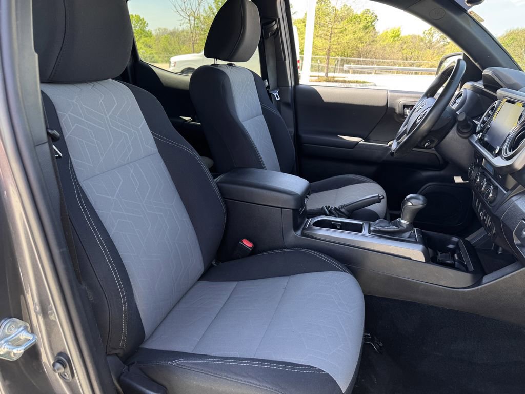 Used 2021 Toyota Tacoma TRD Off-Road image 26