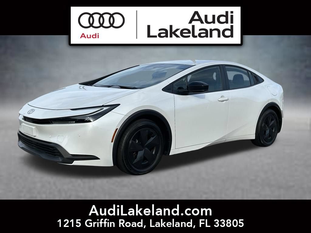 Used 2025 Toyota Prius LE