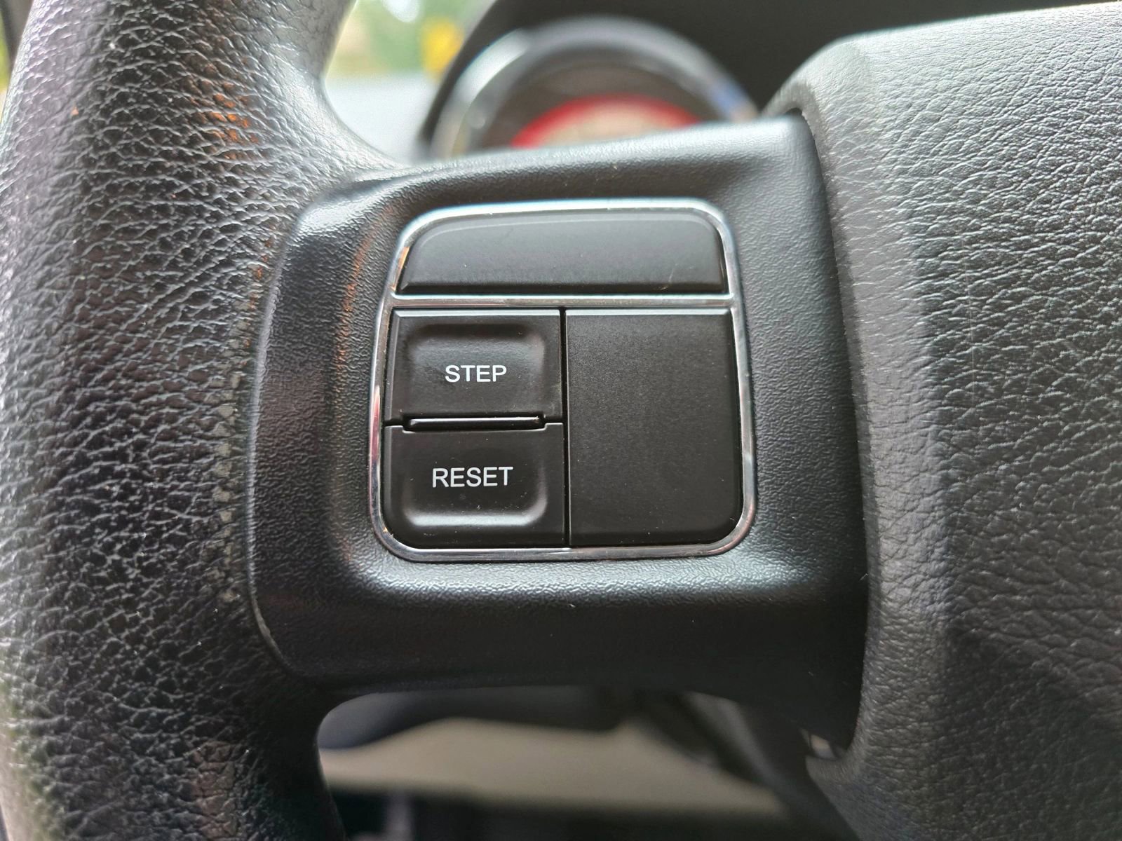 Used 2018 Dodge Grand Caravan SE image 24