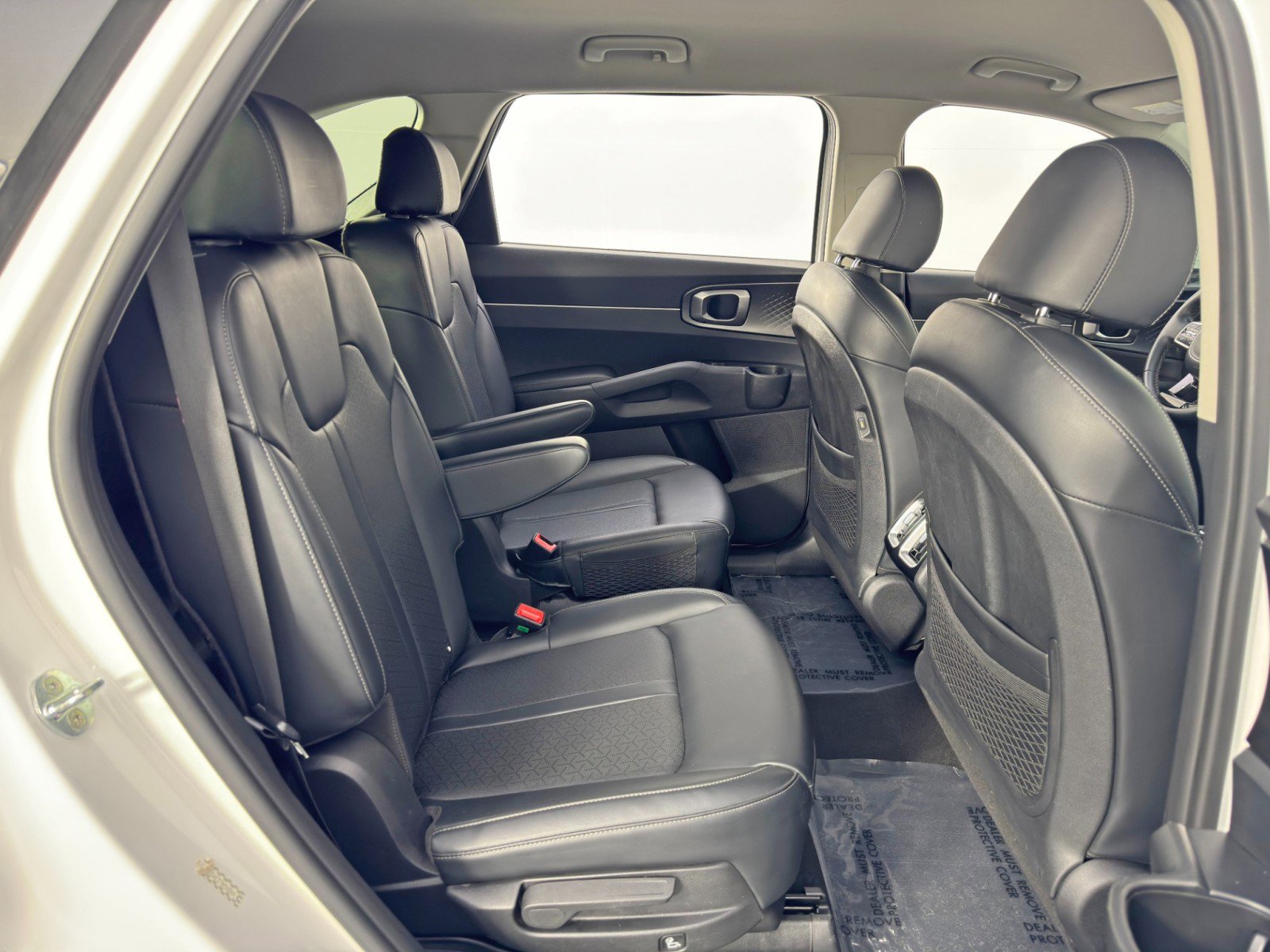 Used 2021 Kia Sorento S image 37