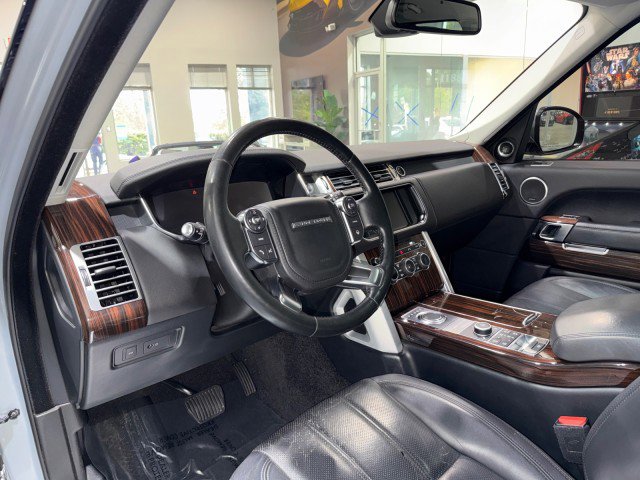 Used 2016 Land Rover Range Rover HSE AWD/4WD image 8