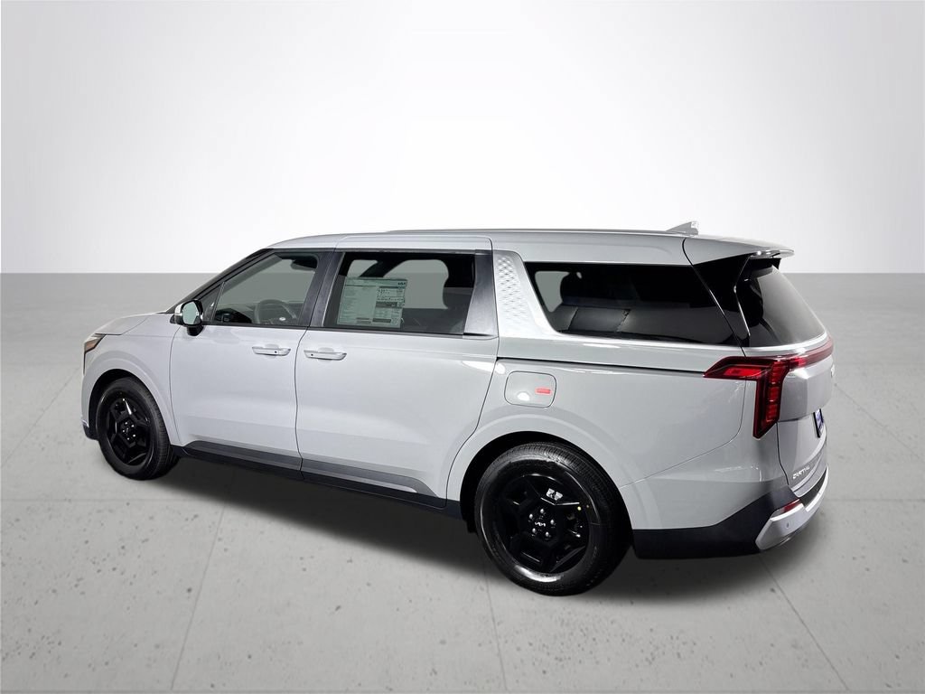 New 2027 Kia Carnival LX FWD image 8